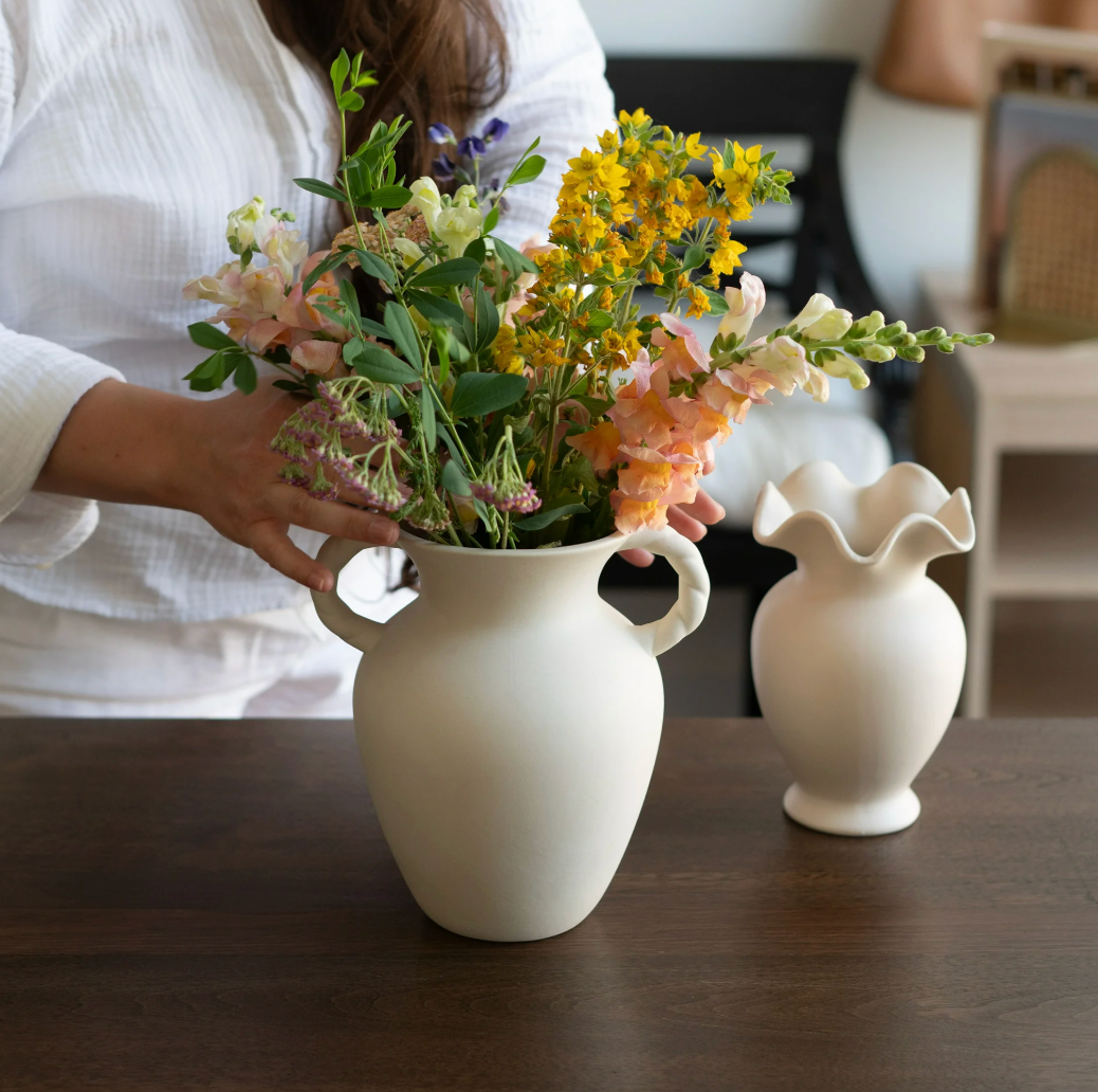 Home Decor Collection Sterling & Noble Home Ruffle Shaped off-White Ceramic Indoor Tabletop Vase